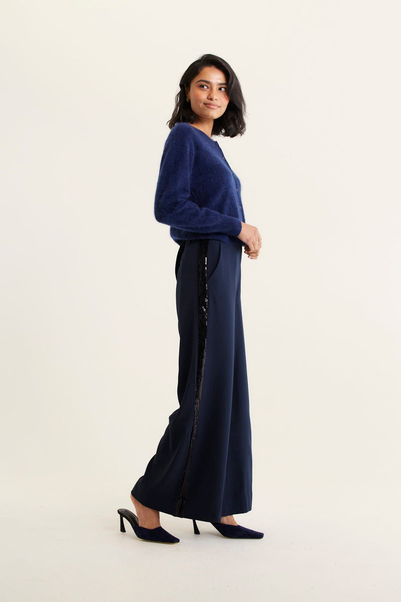 Jacqui Pant | Navy