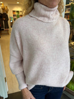 Pascale Polo | Sand Rose
