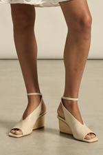 Gala Heel | Cashew
