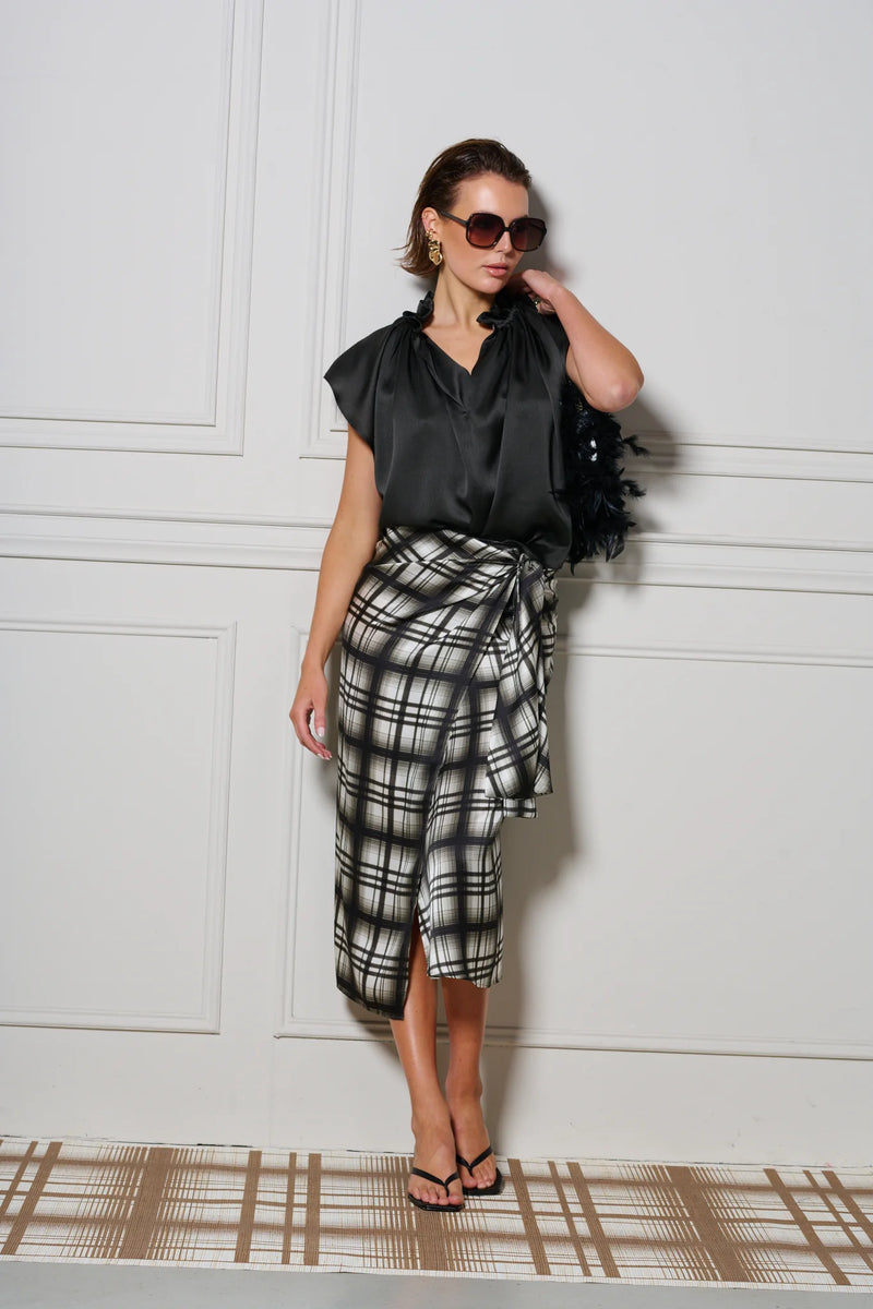 Le Check Wrap Skirt | Black/Off White