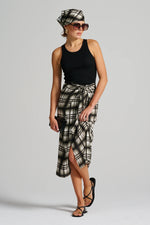 Le Check Wrap Skirt | Black/Off White