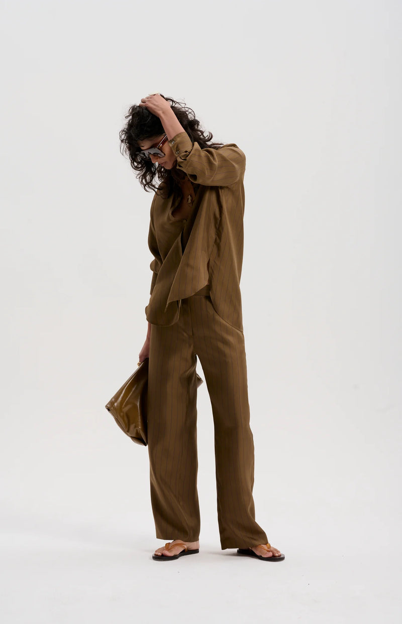 Le Silk Twill Pinstripe Shirt | Tobacco