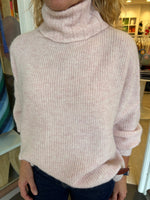 Pascale Polo | Sand Rose