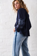 Freya Jean | Side Panel