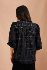 Bellbrae | Broderie Black