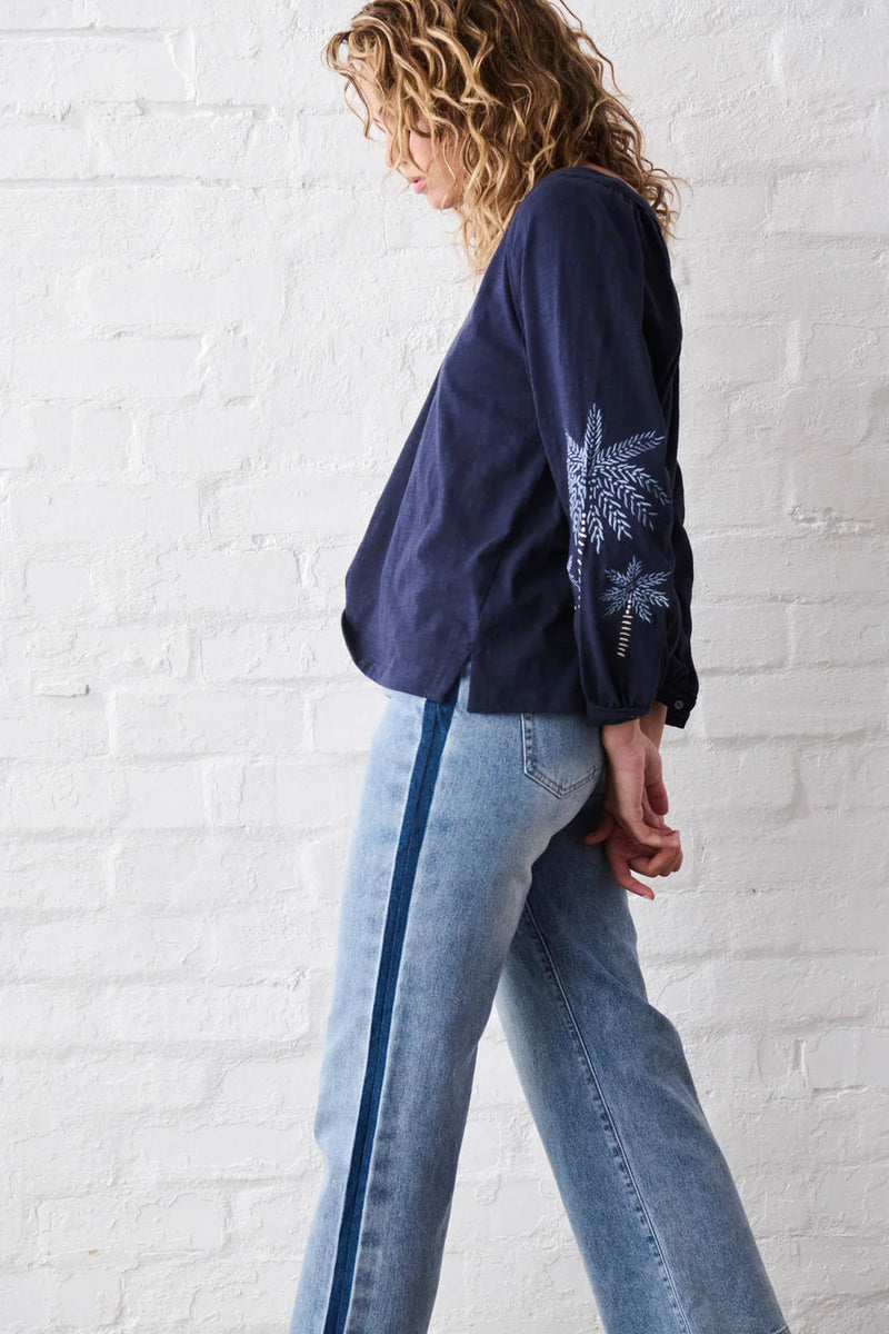 Freya Jean | Side Panel