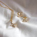 Floral Earring Mother of Pearl