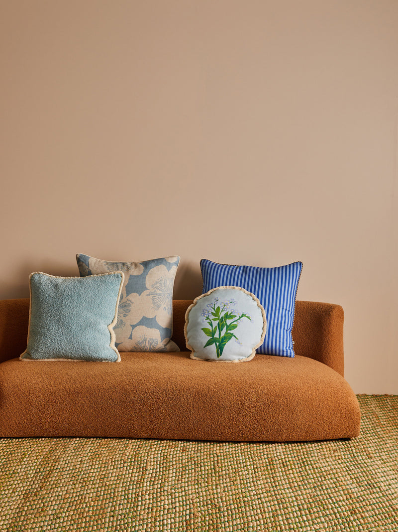 Jardin Dove Cushion
