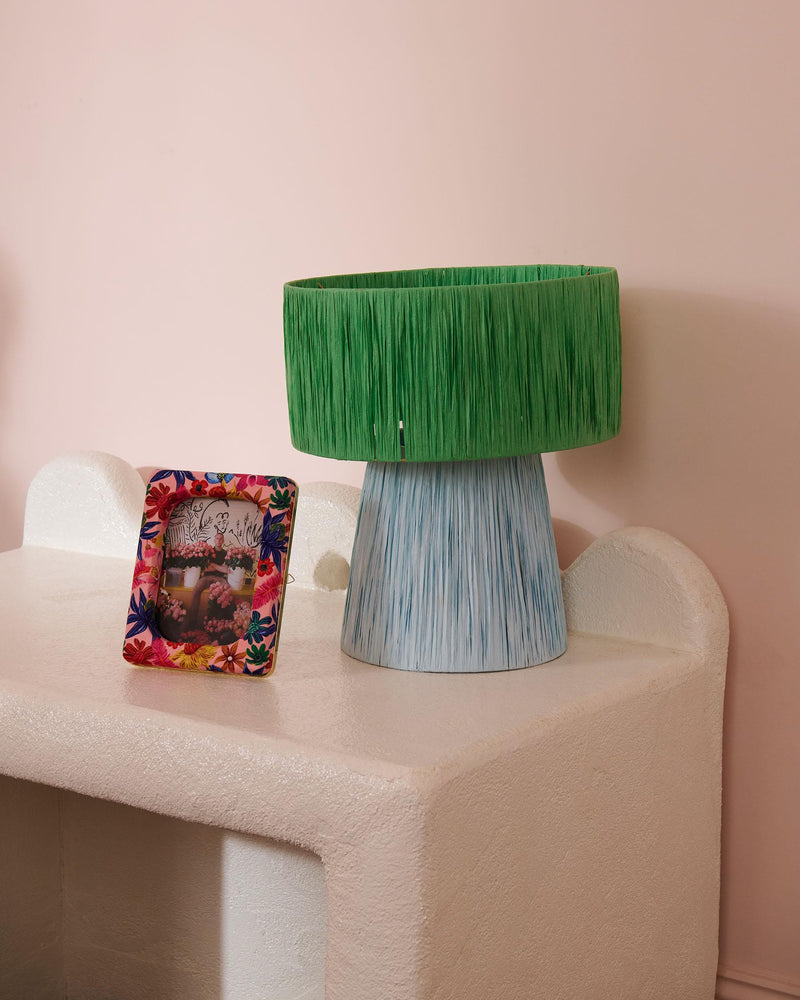 Raffia Lamp