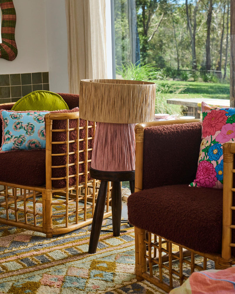 Raffia Lamp