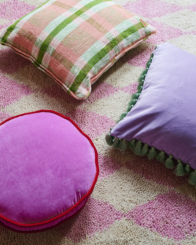 Pink Ambition Velvet Pea Cushion One Size