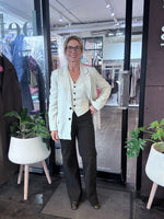 Ryan Blazer | Cream