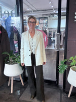 Ryan Blazer | Cream