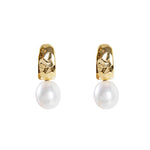 Fairley | Pearl Beaten Dolce Earring