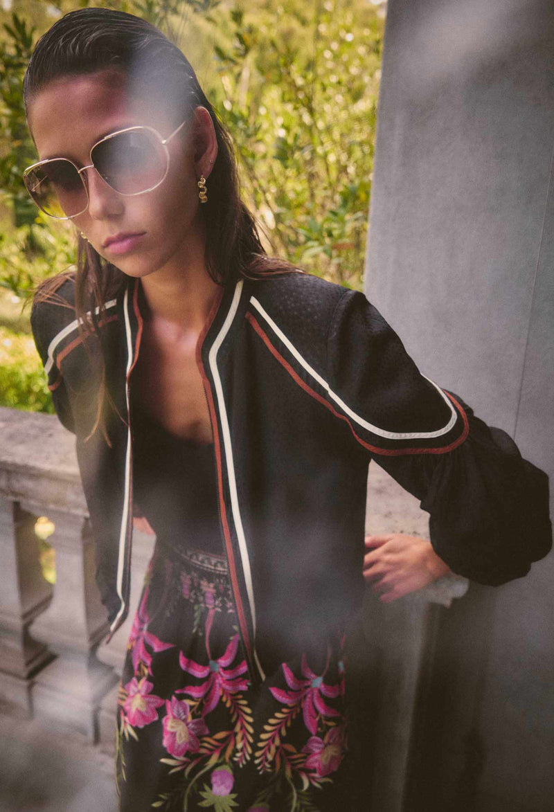 Arabella Reversible Placement Print Viscose Dobby Bind Detail Jacket | Ánthos Iótos/Black