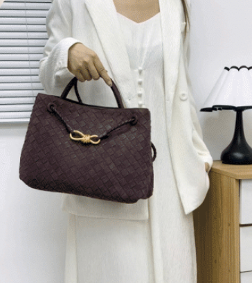 Woven Nubuck leather  bag | Small