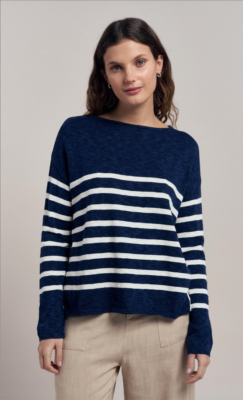Bobbie Top | Navy Milk