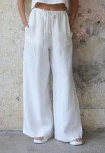 Tara Pant | White