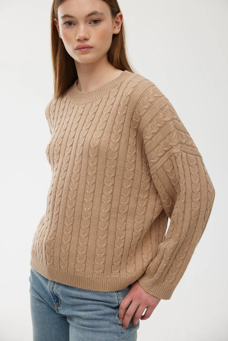 Willa Cable Knit | Latte