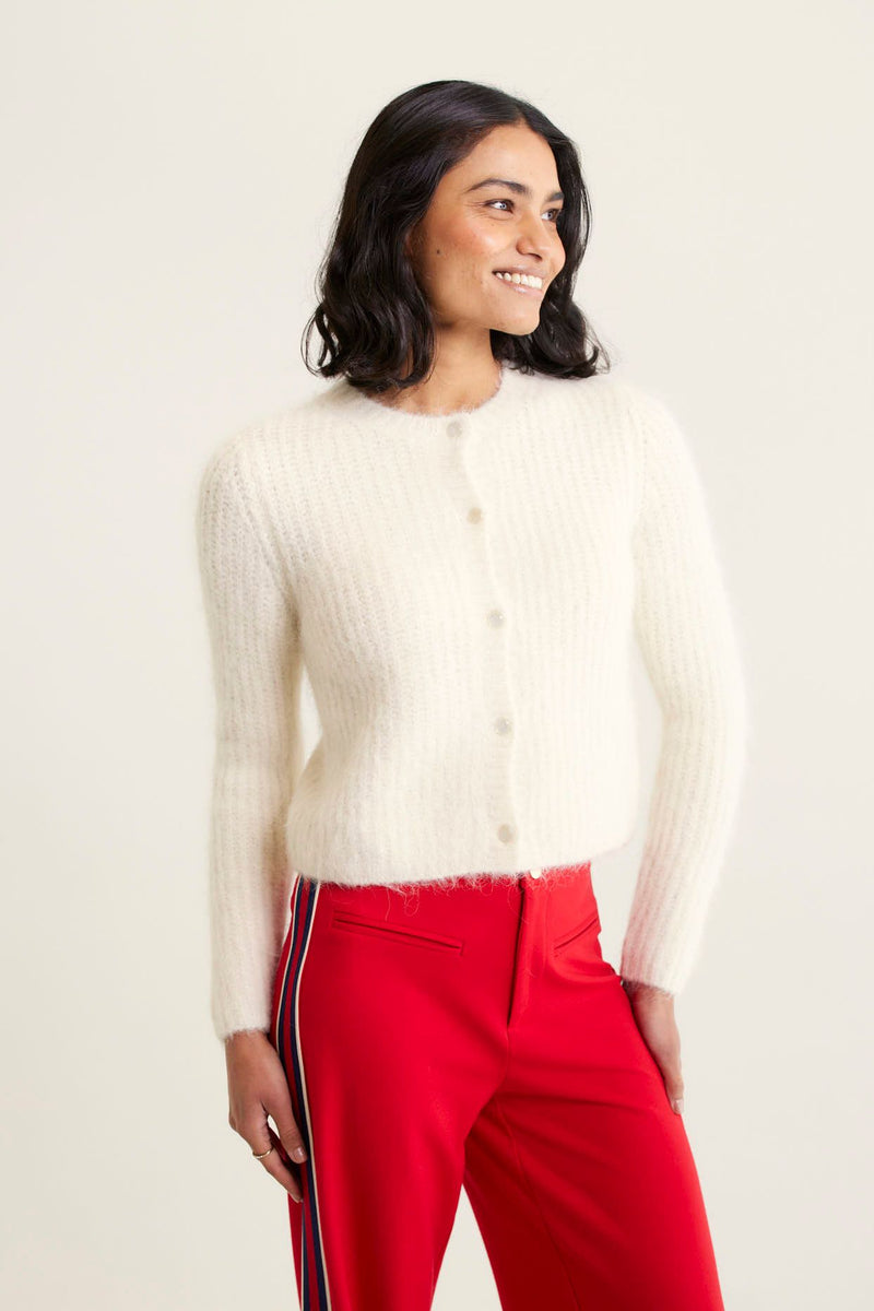 Anastasia Cardi | White