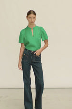 Recollect Top | Parrot