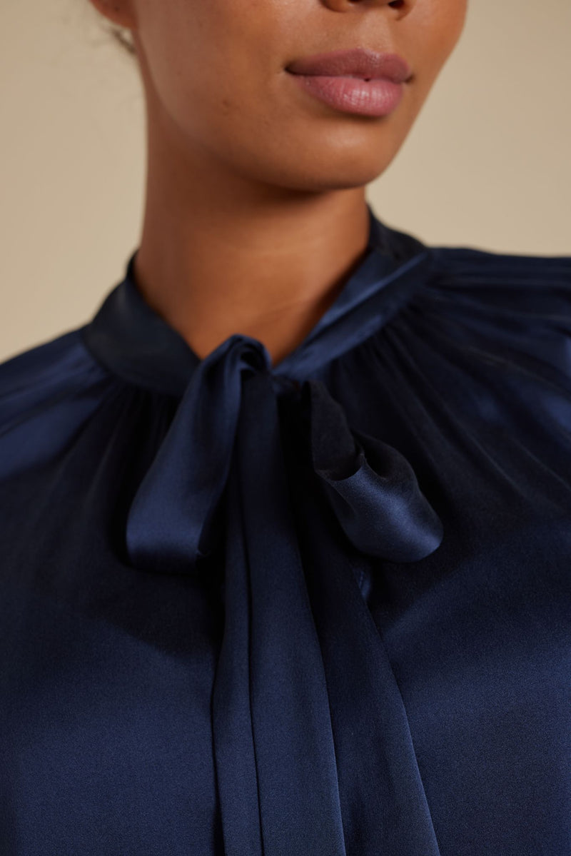 Analise Silk Shirt | Navy