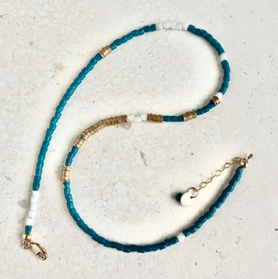 martinique | sea spray necklace sandcastle beads