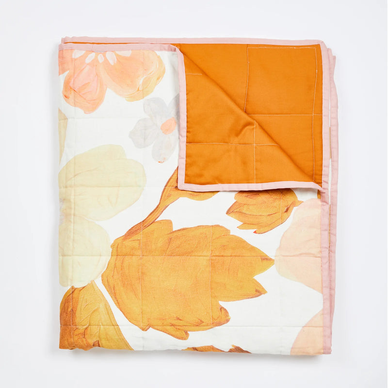 PASTEL FLORAL SAND QUILTED THROW