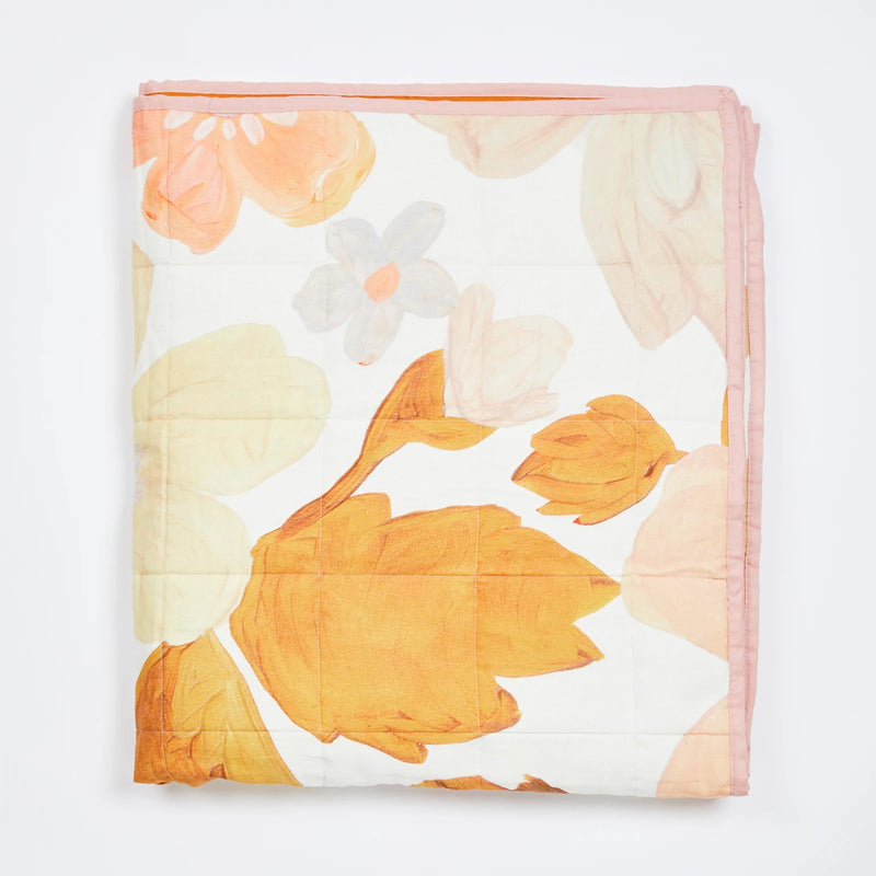 PASTEL FLORAL SAND QUILTED THROW